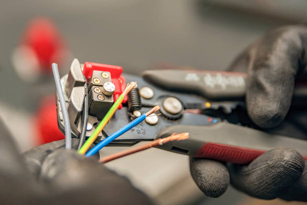 Best Affordable Emergency Electrician  in Lisbon Falls, ME